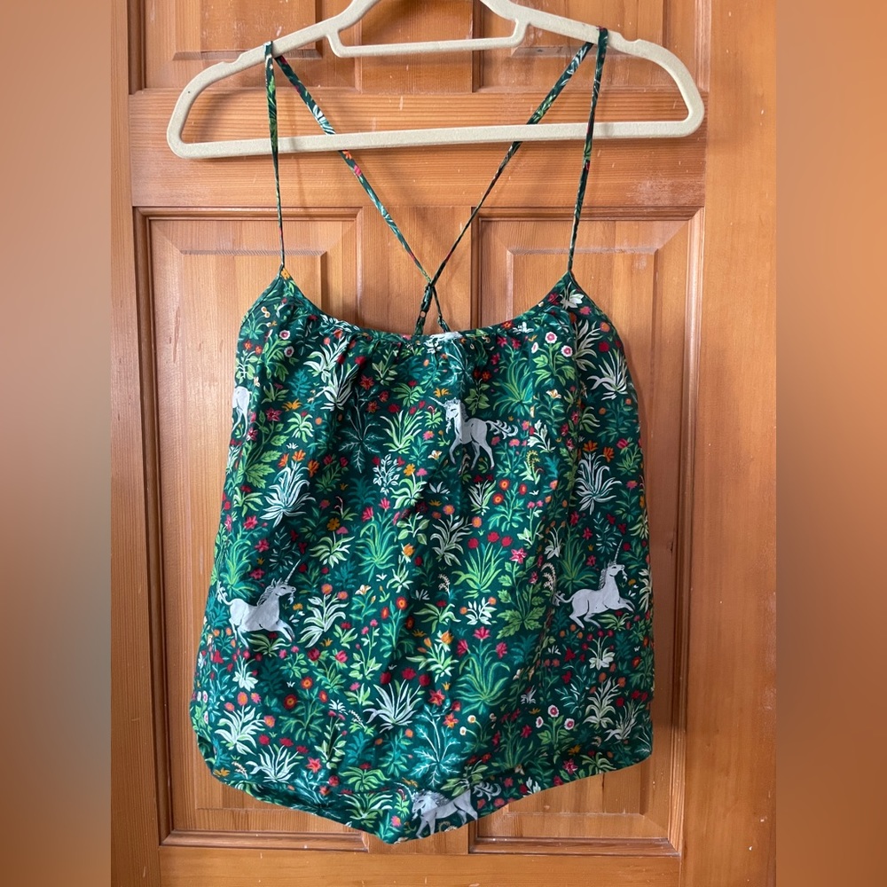 Print fresh green unicorn pjs, size medium.